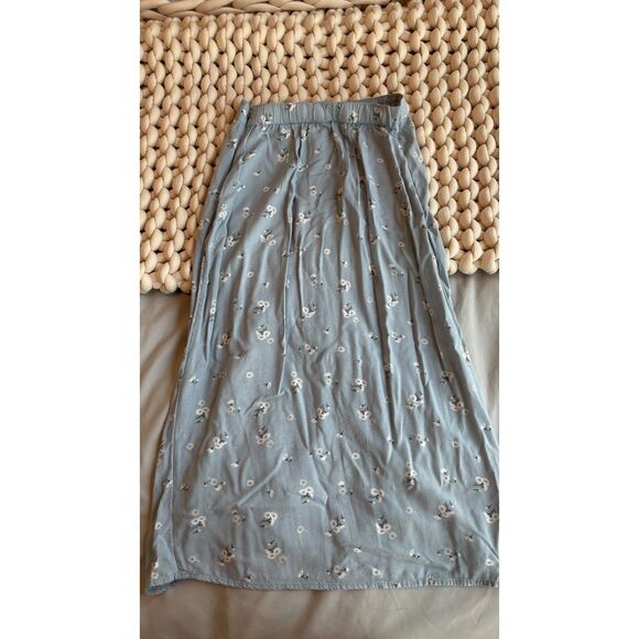 Hollister Midi Skirt with Side Slit - Picture 1 of 3